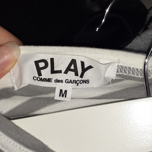 White and grey striped shirt - Picture 4 of 4